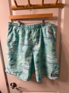 Vineyard Vines Mint Green Tropical Print Shorts
